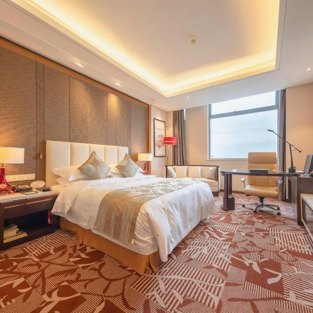 غرفة تنفيذية بسرير كينج وسرير كوين بإطلالة على المدينة، Yiwu Shangcheng Hotel 1/6