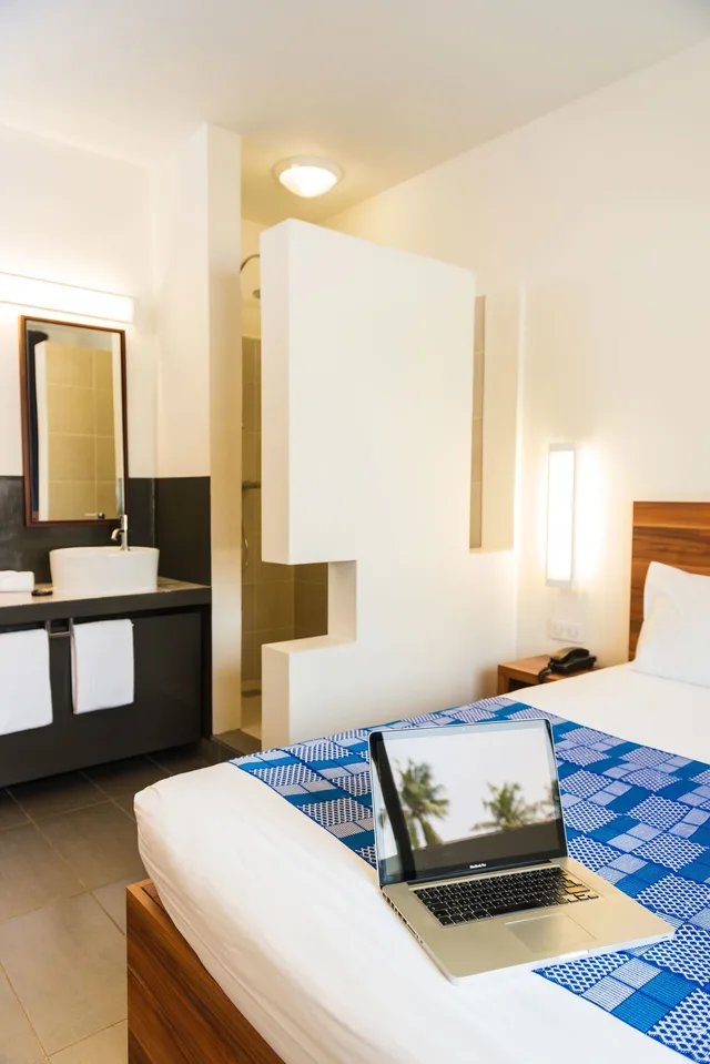 غرفة بسرير كوين، Onomo Hotel Lome 1/3