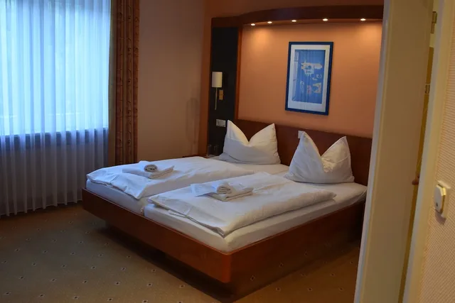 غرفة قياسية بسرير كوين، Hotel am Bahnhof 1/2