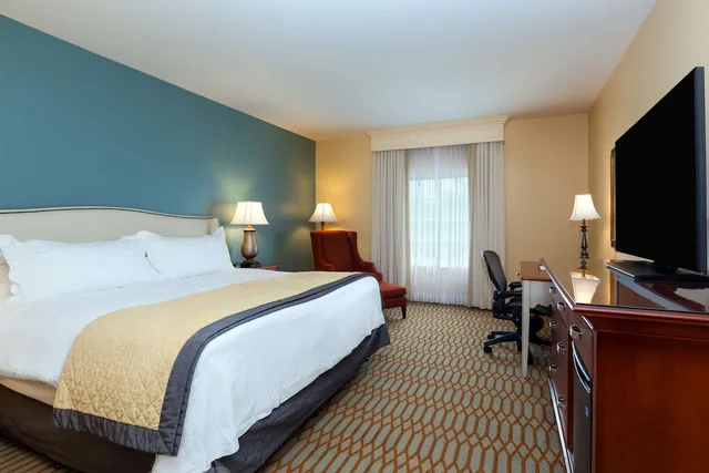 غرفة كلاسيكية بسريرين كوين لذوي الإعاقة، Virginia Crossings Hotel Conference Center 2/10