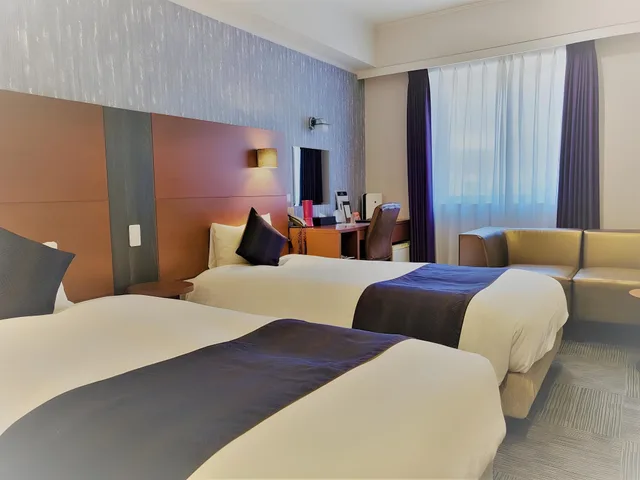 Room, Twin Beds, Bathtub, Hotel Grateful Takachiho 2/2