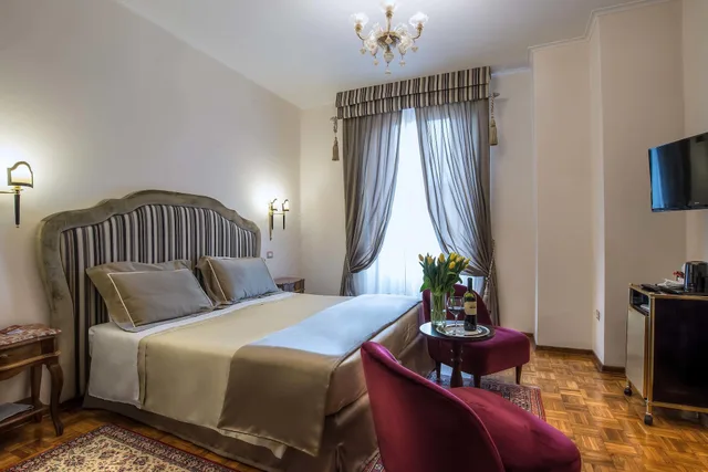 غرفة سوبيريور بسرير كينج، Forum Hotel Rome 5/10