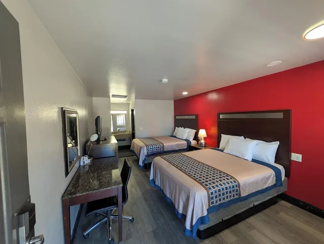غرفة قياسية بسرير مزدوج، Motel6 Sacramento, CA - Old Sacramento North 1/1