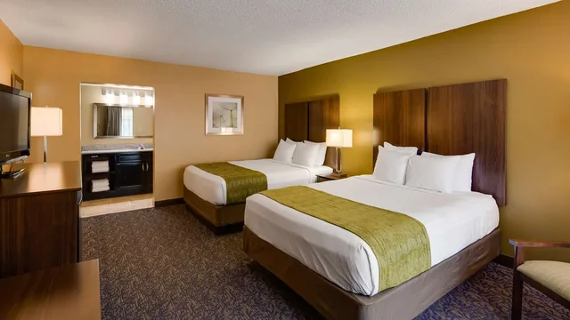 غرفة بسريرين كوين، Best Western Plaza Inn 3/7