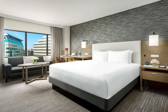 غرفة تنفيذية بسرير كينج بإطلالة على المدينة، Hyatt Regency Bethesda 1/5