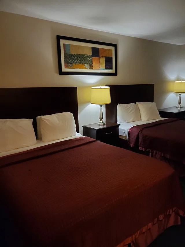 Deluxe, 2 Queen Beds, Bellis Inn Bellingham (ex Rodeway Inn) 2/5