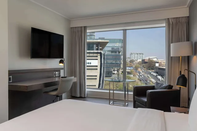 Sandton, Superior, King Bed, City View، Radisson Blu Gautrain 3/10