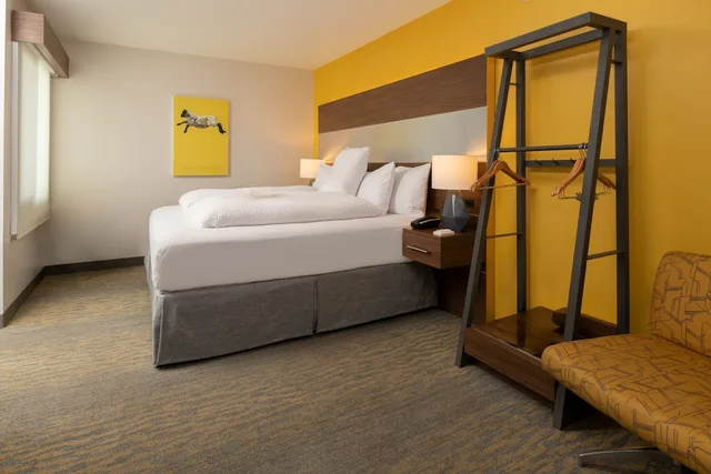 غرفة بسرير كينج لذوي الإعاقة، Hotel Z - Gaslamp San Diego 2/6