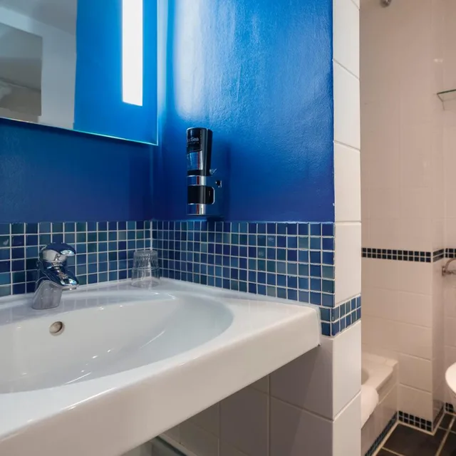 غرفة كلاسيكية بسرير مزدوج بإطلالة على الفناء، SORAT Hotel Berlin 4/4