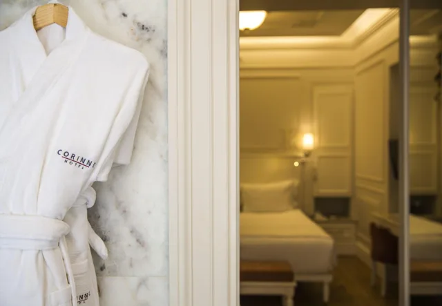Classic, Hot Tub, Corinne Hotel 3/10