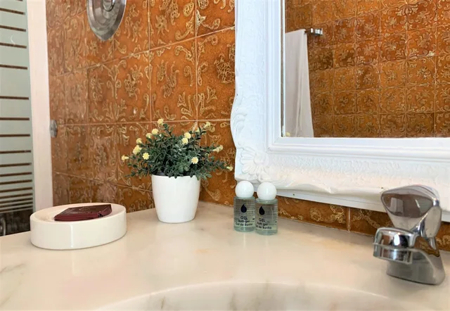 غرفة قياسية بسرير كوين بشرفة، Suites Inn Lagos 4/4