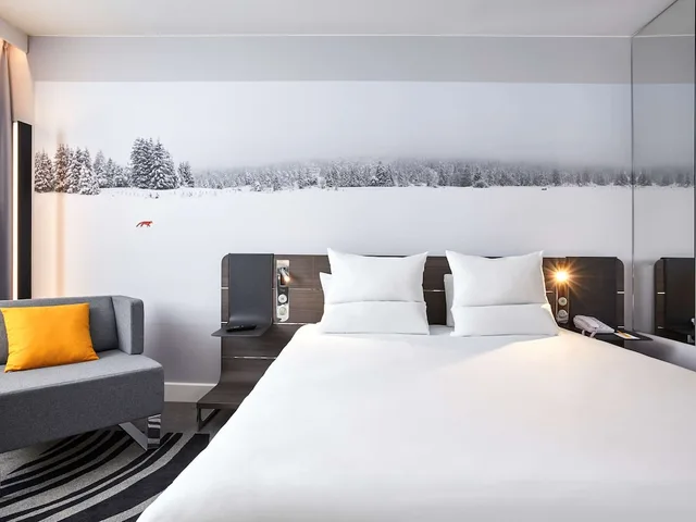 غرفة كلاسيكية بسرير مزدوج وسريرين منفصلين، Novotel Antibes Sophia Antipolis 6/10