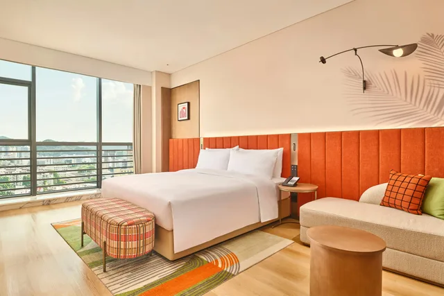 غرفة بسرير كينج لذوي الإعاقة، Hilton Garden Inn Zhongshan South 1/2