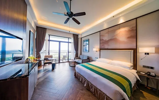 غرفة سوبيريور بسريرين منفصلين، Forest City Golf Hotel 1/7