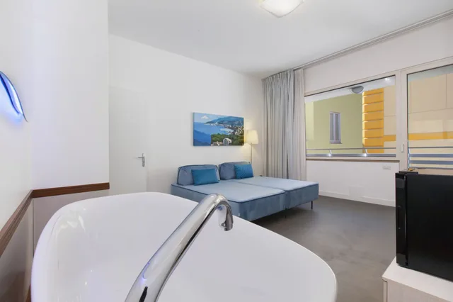 جناح جونيور بسرير كوين، Tasso Suites 5/6