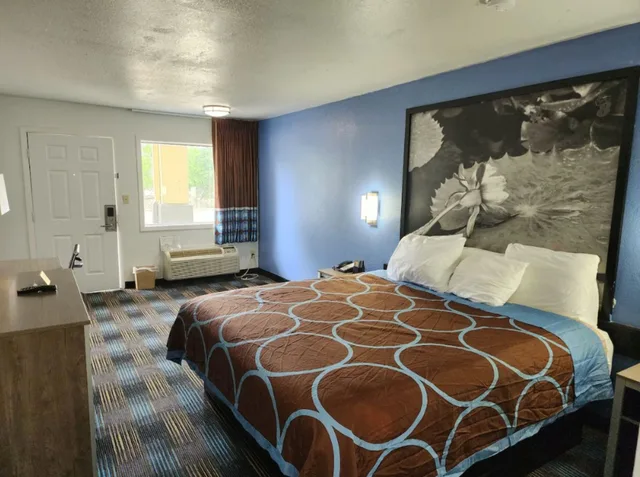 غرفة بسرير مزدوج، Super 8 By Wyndham Shreveport 5/6