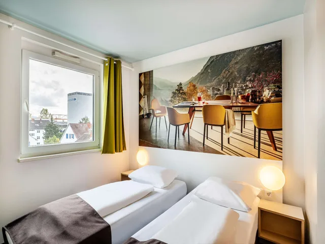 غرفة بسريرين منفصلين، B&B Hotel Weil am Rhein Basel 1/4