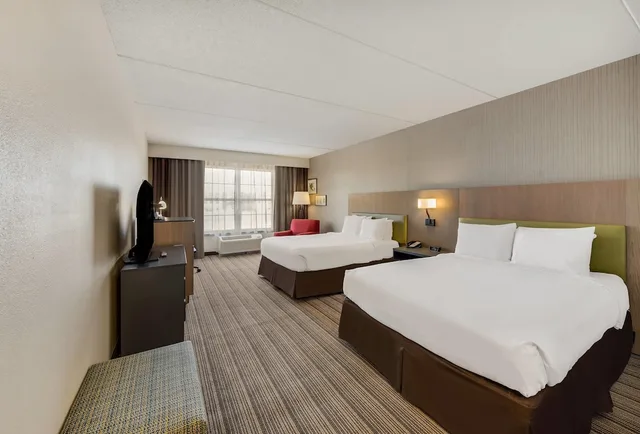 غرفة بسريرين كوين، Country Inn & Suites by Radisson, Findlay, OH 2/9