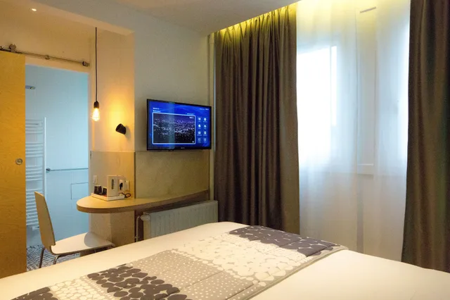 Room, Quadruple, 2 Double Beds, Hotel La Regence 7/10