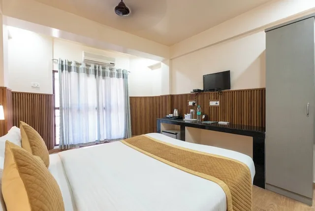 Executive, Queen Bed, Sea View, Hotel Mainak 6/10