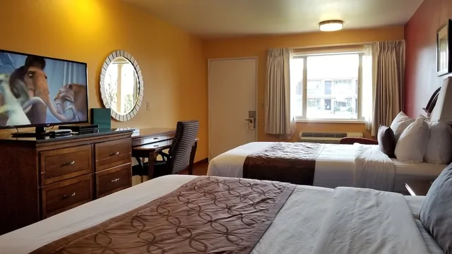 شقة تنفيذية بسريرين كوين بغرفتي نوم بحوض جاكوزي، Forks Motel 1/4