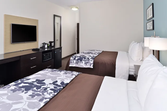 غرفة قياسية بسريرين كوين، Sleep Inn & Suites Meridian - Bonita Lakes 3/6