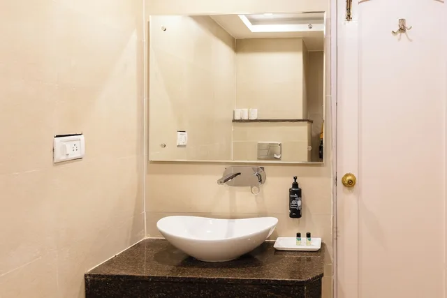 استوديو بسرير كوين بإطلالة على الجبل بشرفة، Riverside Resort 8/8