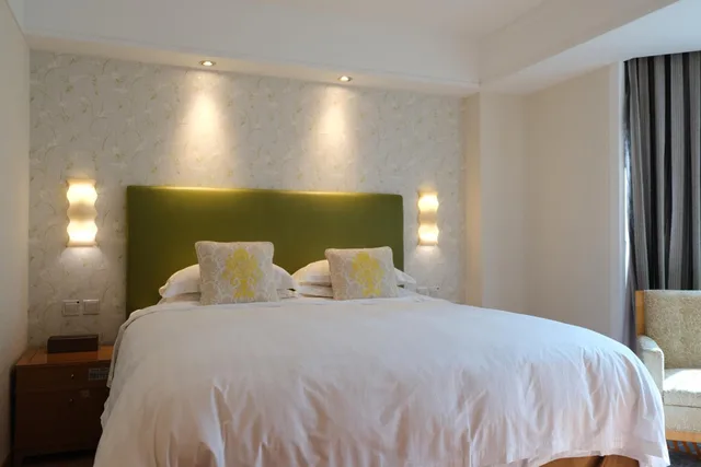جناح جونيور بسرير كوين، Wharney Hotel 1/4