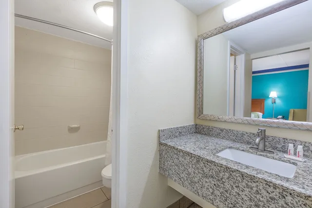 غرفة بسرير كينج، Days Inn By Wyndham Little Rock/Medical Center 4/4