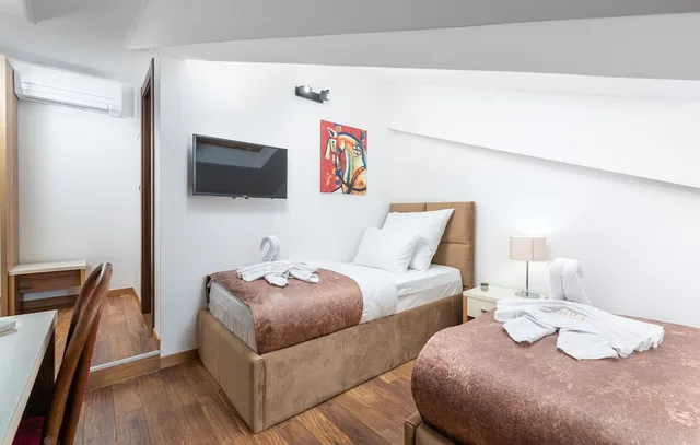 غرفة أساسية بسريرين منفصلين، Hotel Dua Residence 2/4