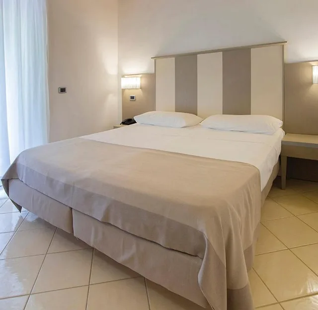 Room, Triple, Hotel La Torre 3/10