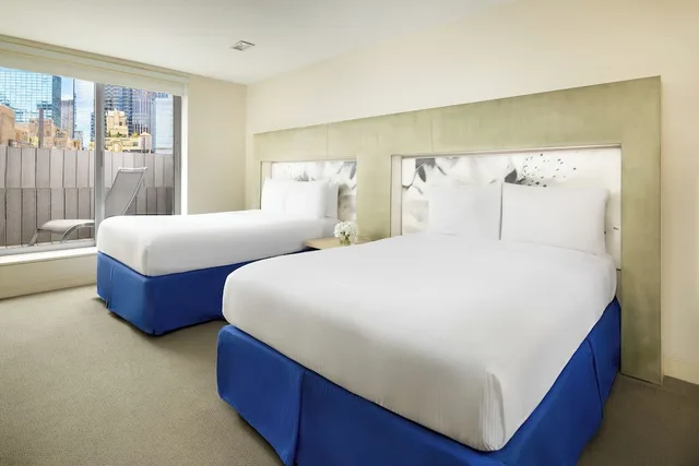 غرفة قياسية بسريرين كوين، The Shoreham Hotel 4/8