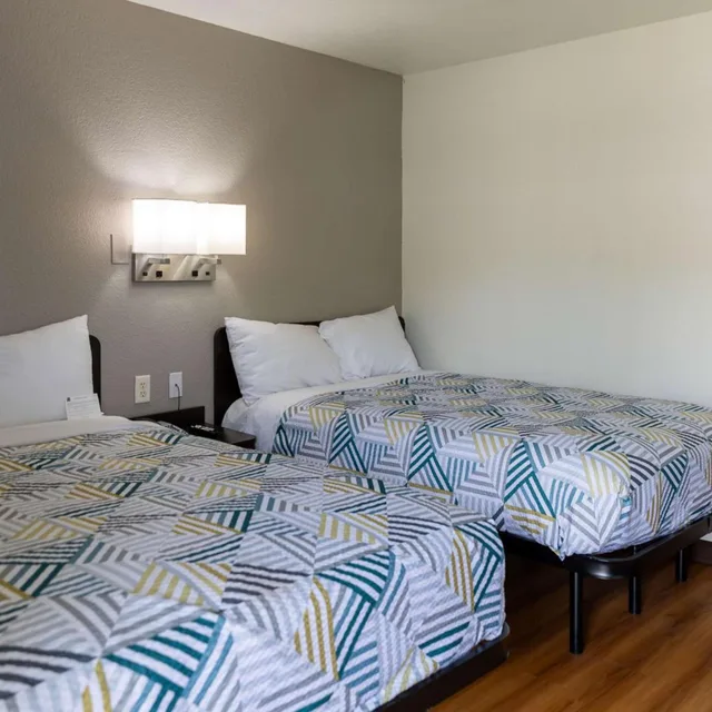 غرفة ديلوكس رباعية للمدخنين، Motel6 Lufkin, TX 5/8
