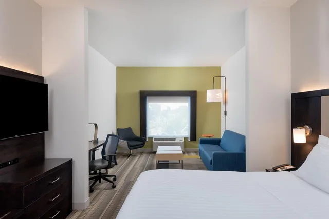 جناح بسريرين كوين مع أريكة لذوي الإعاقة، Holiday Inn Express And Suites Lakeland South 5/9