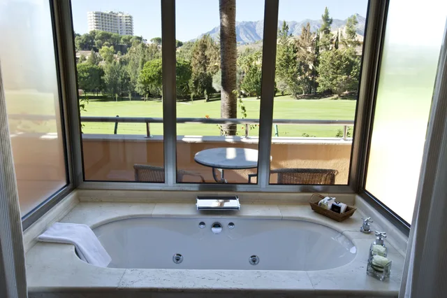 East, Suite, King Bed, Jetted Tub، Rio Real Golf Hotel 7/7