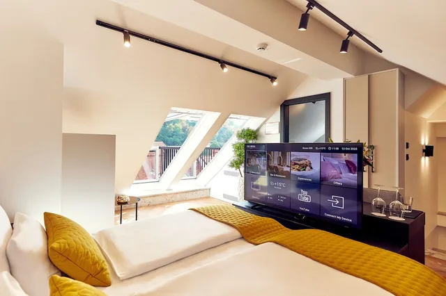 Panoramic, Studio, Queen Bed, The Hotel Ljubljana 2/3