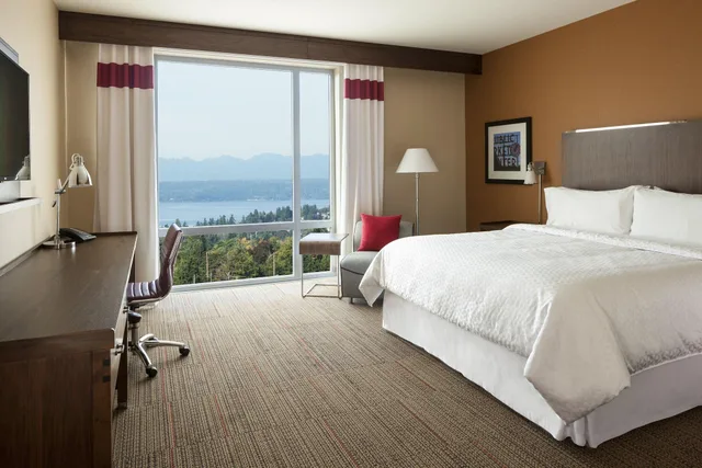 غرفة بسرير مزدوج لذوي الإعاقة، FOUR POINTS BY SHERATON SEATTLE AIRPORT SOUTH 3/5