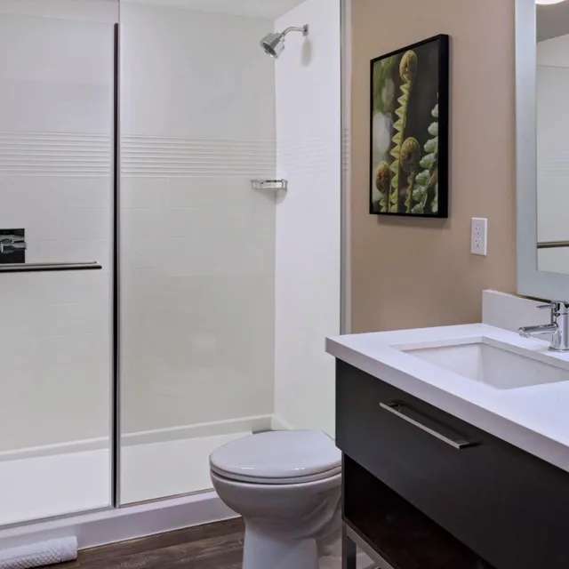 استوديو بسرير كينج مع أريكة بحوض استحمام لذوي الإعاقة، Towneplace Suites Tacoma Lakewood 5/8