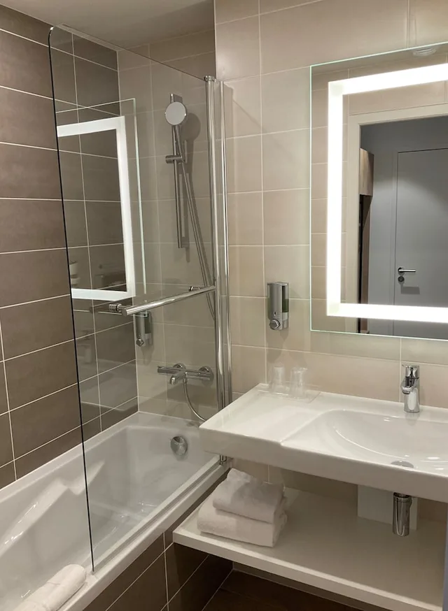 غرفة مريحة بسرير كوين، Hotel Ker Lann Aeroport 6/8