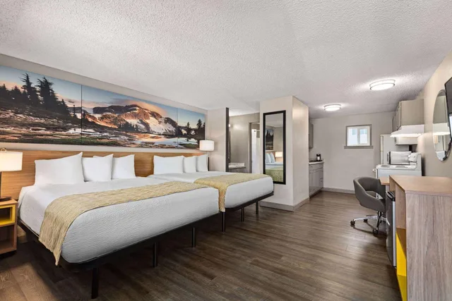 استوديو بسريرين مزدوجين، Days Inn by Wyndham Lakewood South Tacoma 3/6