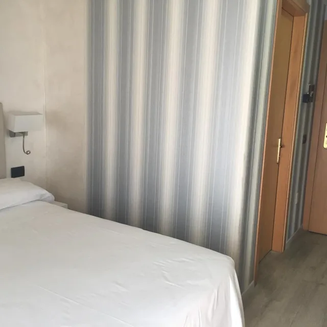 غرفة مفردة، HOTEL PARIGI 2 10/17