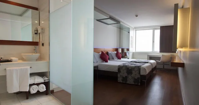 غرفة بسرير مزدوج أو سريرين منفصلين، Hotel Samm Bistro Spa Boutique Class 6/10