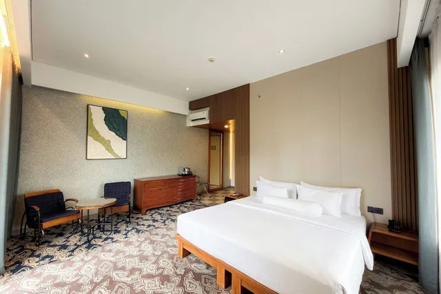 غرفة تنفيذية بسرير كوين بإطلالة على المدينة، The 1O1 Bandung Dago 5/10