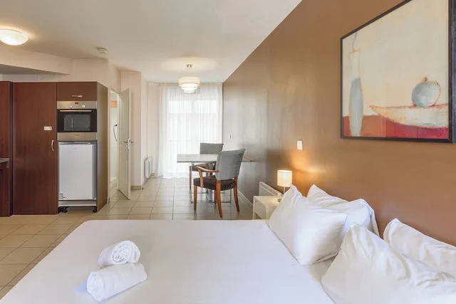 استوديو سوبيريور بسرير كوين، Residhotel Toulouse Centre 1/10