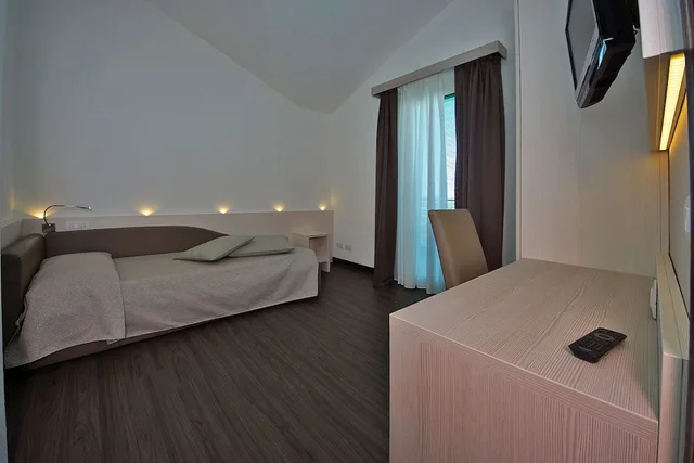 غرفة كومفورت مفردة بسرير فردي، Hotel Europa Jesolo 2/3