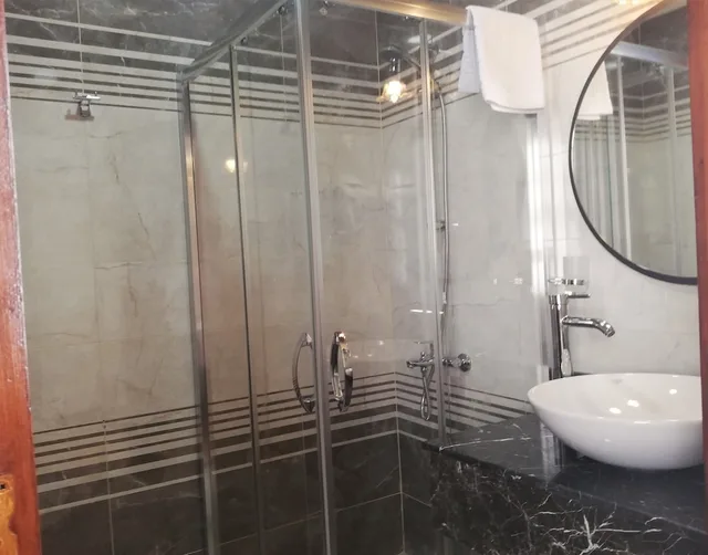 غرفة قياسية بسرير كوين، Woo Town Suites 6/7