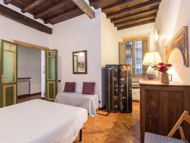 شقة بسرير كوين وسريرين منفصلين بغرفتي نوم، RSH Piazza Navona Charming Apartment 2 5/7