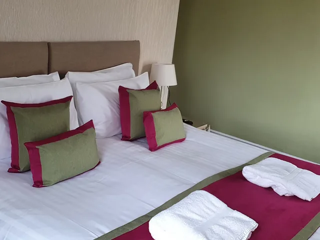 غرفة سوبيريور بسريرين منفصلين، Grosvenor House 2/4