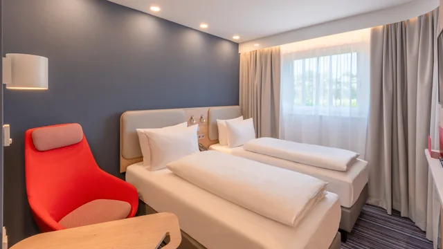 غرفة قياسية بسريرين منفصلين، Holiday Inn Express Hamburg South A7/As42 by IHG 3/6