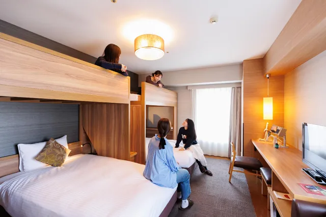 غرفة بأربعة أسرّة وأسرّة بطابقين، Hotel Resol Trinity Hakata 1/2